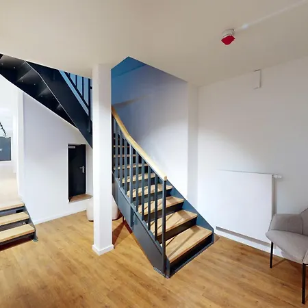 14 No8a Boardinghouse 아파트 *