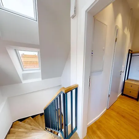 14 No8a Boardinghouse