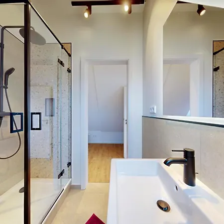 14 No8a Boardinghouse *